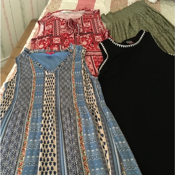 CLOSET CLOSING DEAL‼️3 Maxi Dresses/ 1 BONUS Maxi Skirt - Picture 5 of 8